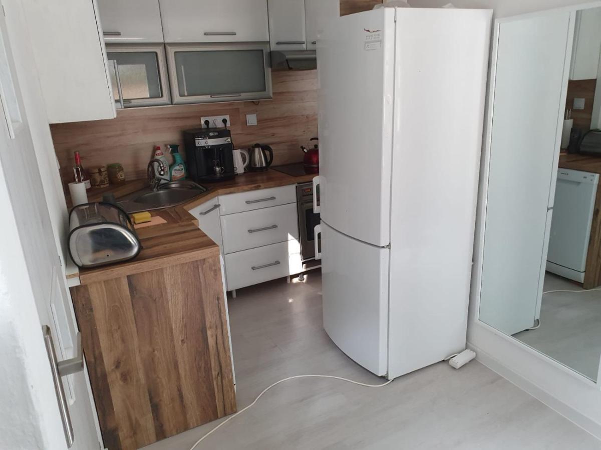 באנסקה ביסטריצה Horska Chata V Srdci Kremnickych Hor מראה חיצוני תמונה